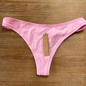 Skims logo thong